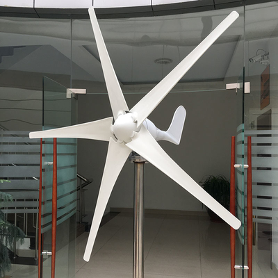 Pequeño generador de viento horizontal horizontal de la turbina de viento de los colores multi 48V 600W 1000W