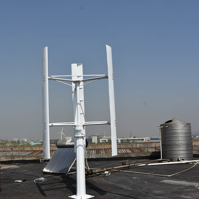 Equipo vertical vertical de poco ruido de la turbina de viento del generador 2kw 3kw AXIS de IP54 AXIS