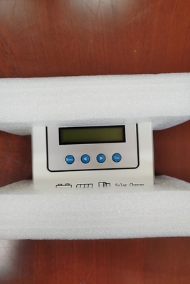 Regulador solar inteligente del panel solar PWM del regulador 12V 30A IP65 de la carga de 500W PWM